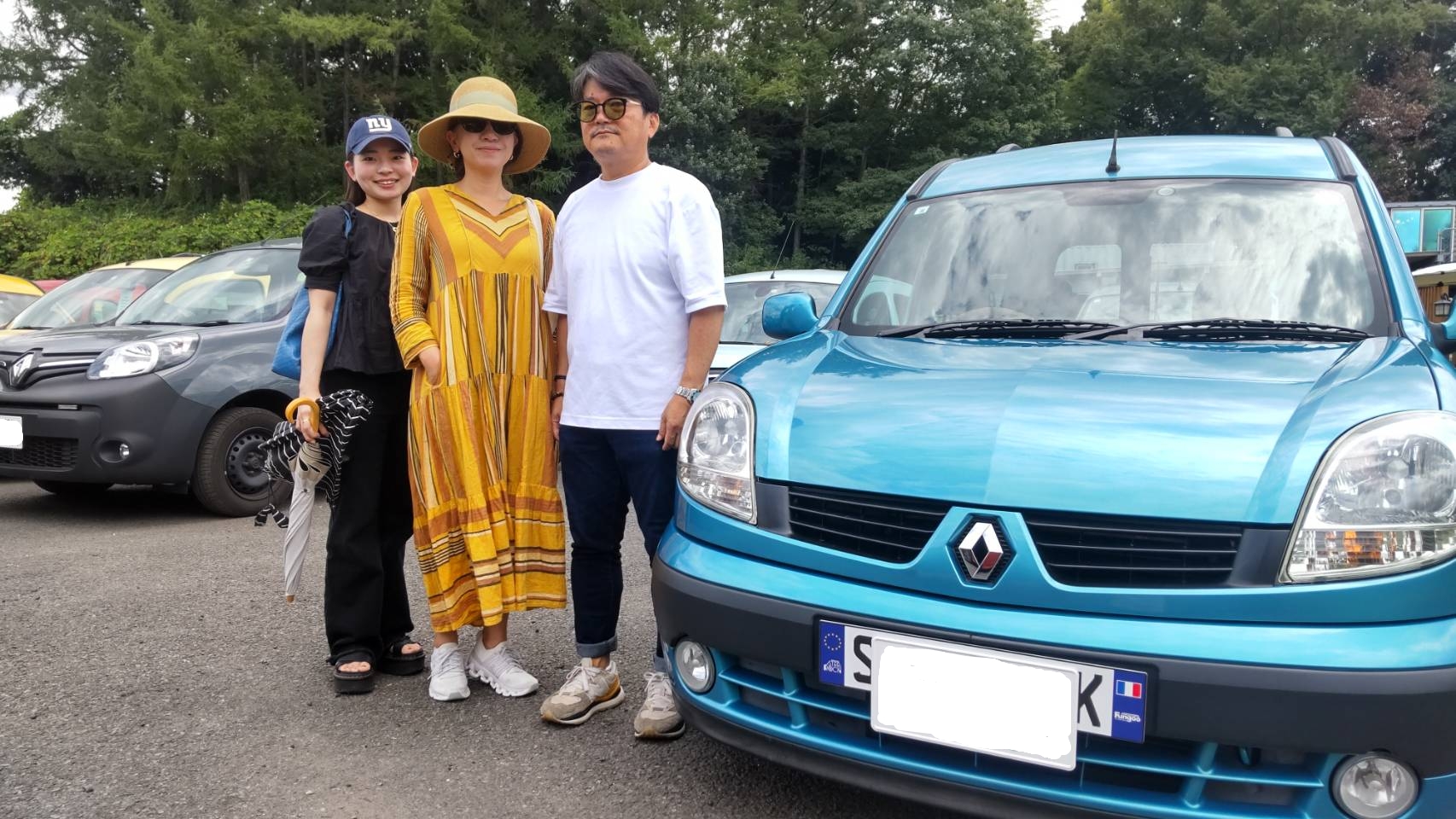 ミントブルー ご納車！ | カングー中古車専門店 スターロック 【公式】